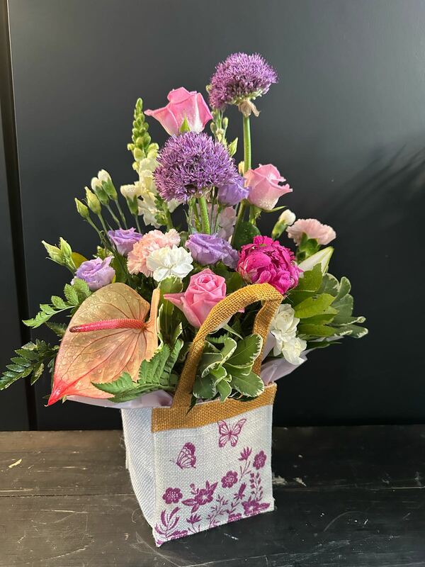 Flowers delivered to customer