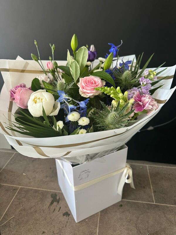 Flowers delivered to customer