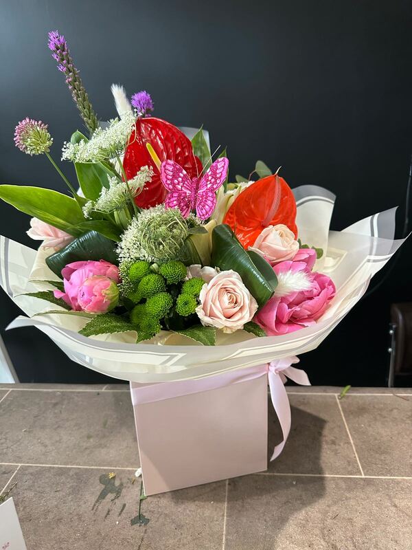 Flowers delivered to customer