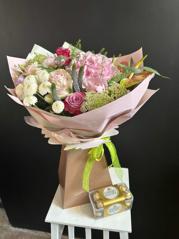 Flowers delivered to customer