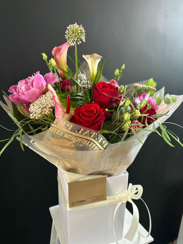 Flowers delivered to customer