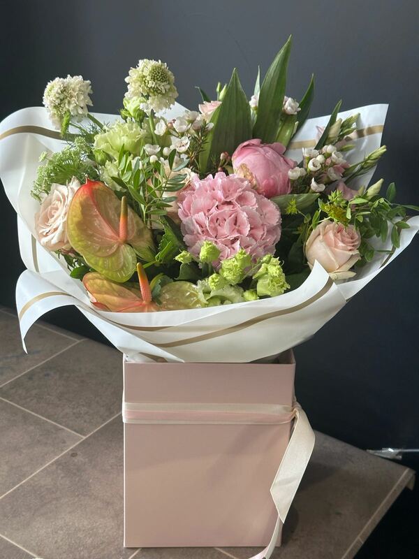 Flowers delivered to customer