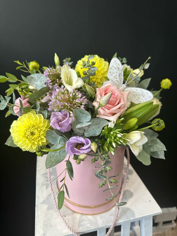 Flowers delivered to customer