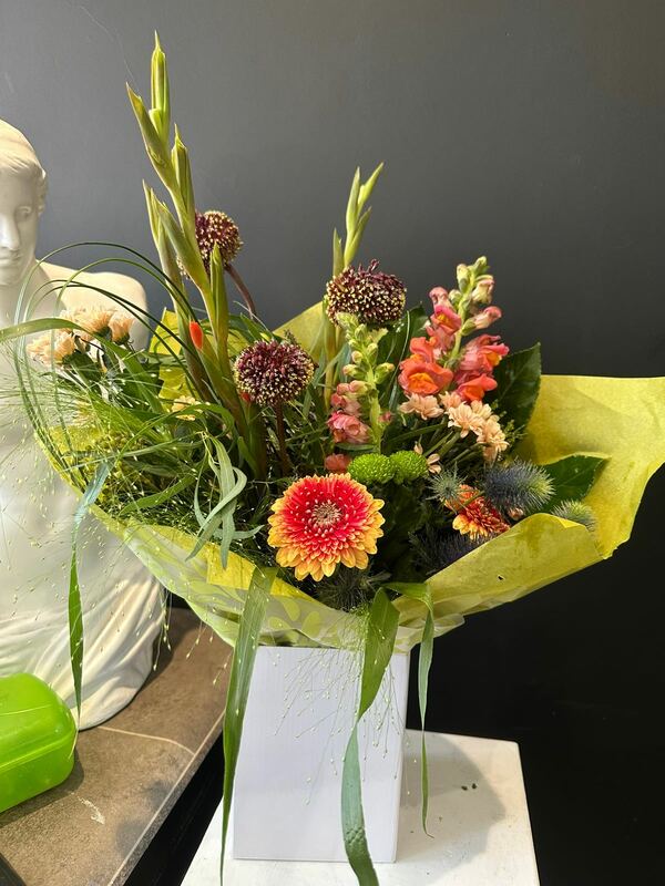 Flowers delivered to customer