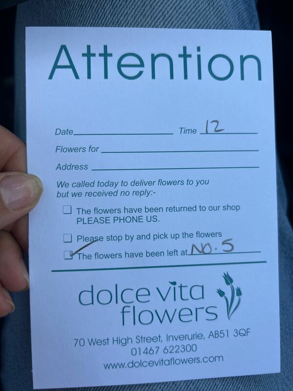 Flowers delivered to customer