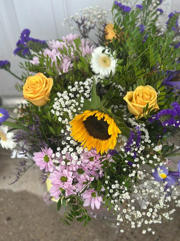 Flowers delivered to customer