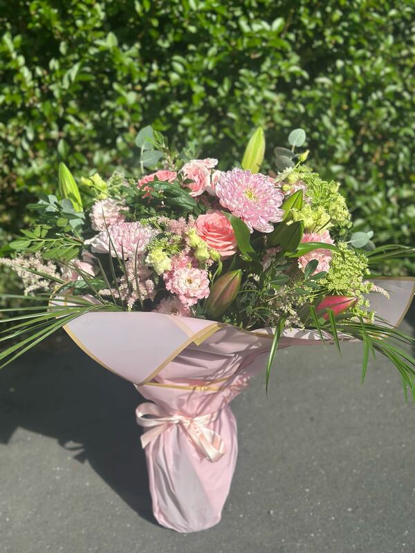 Flowers delivered to customer