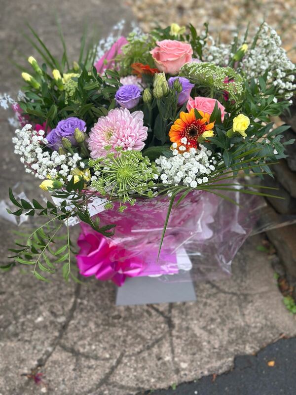 Flowers delivered to customer