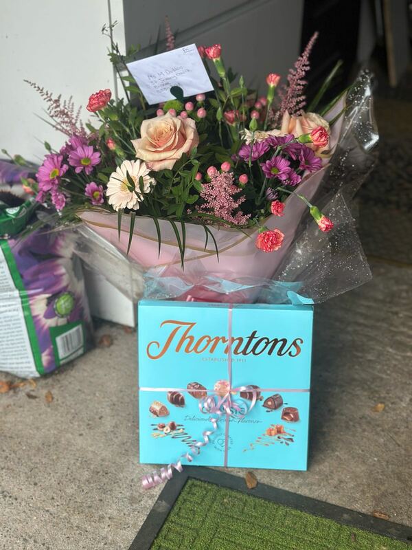 Flowers delivered to customer