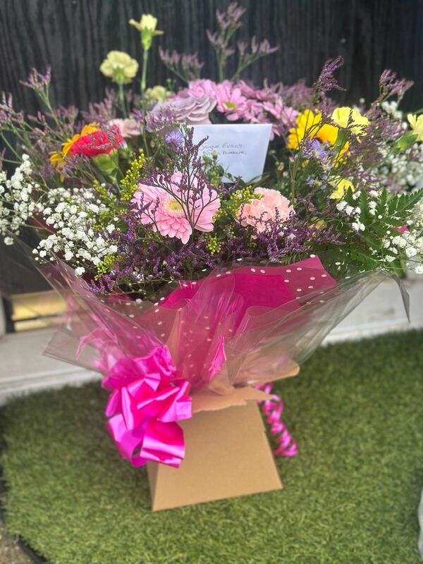 Flowers delivered to customer