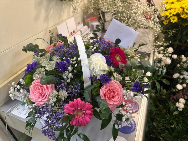 Flowers delivered to customer