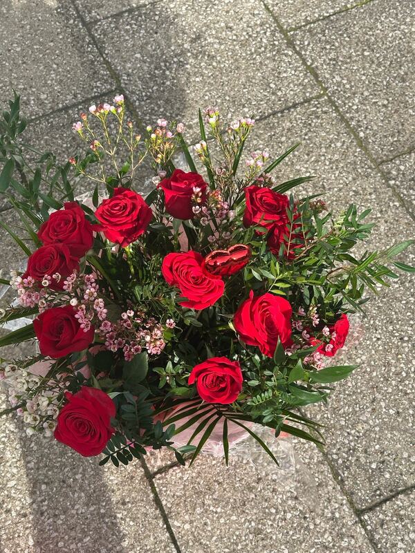 Flowers delivered to customer
