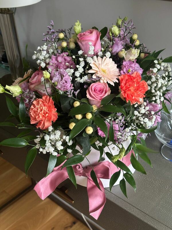 Flowers delivered to customer