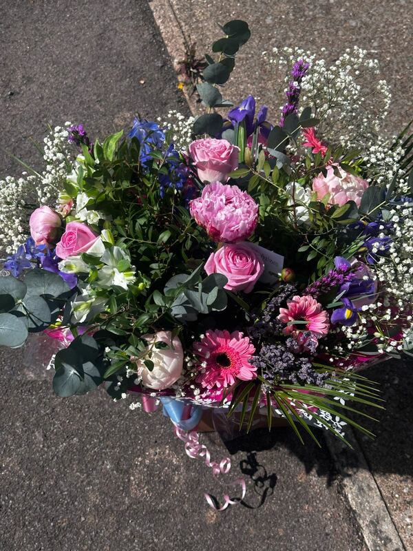 Flowers delivered to customer