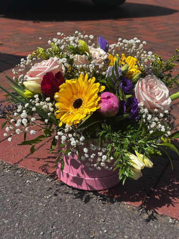 Flowers delivered to customer