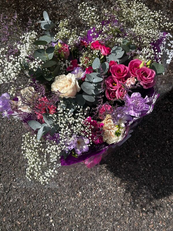 Flowers delivered to customer