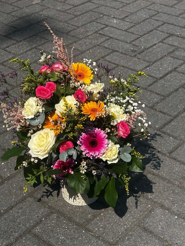 Flowers delivered to customer