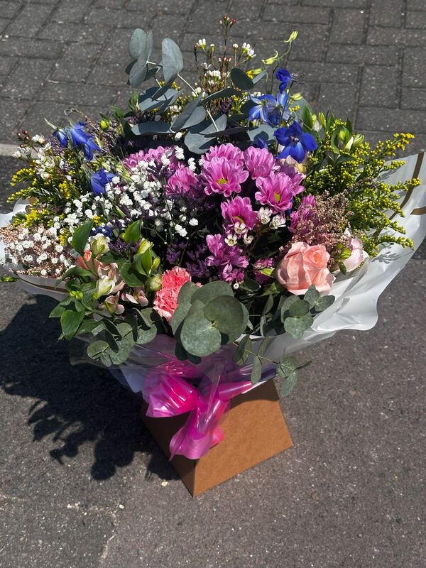 Flowers delivered to customer