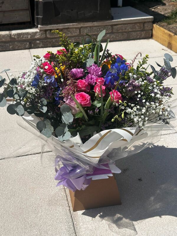 Flowers delivered to customer