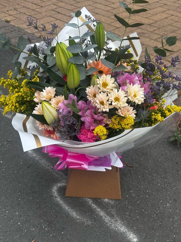 Flowers delivered to customer