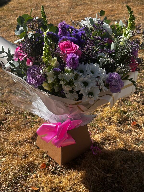 Flowers delivered to customer