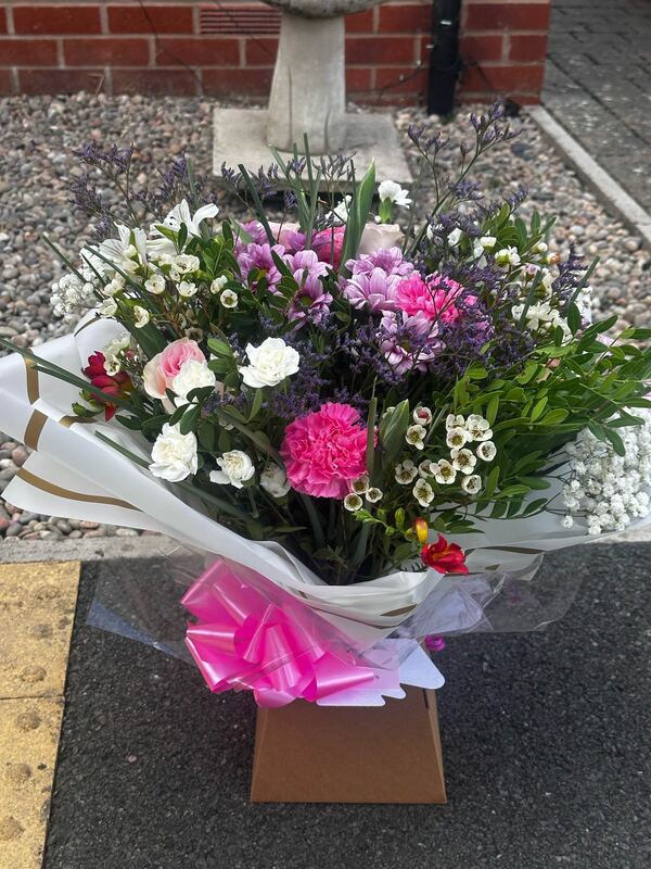 Flowers delivered to customer