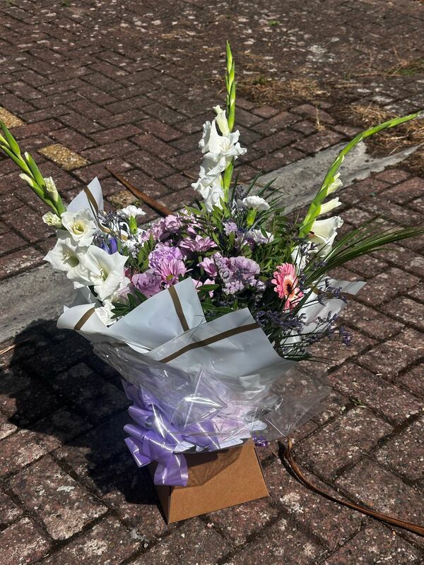 Flowers delivered to customer