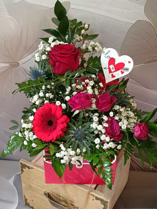 Flowers delivered to customer