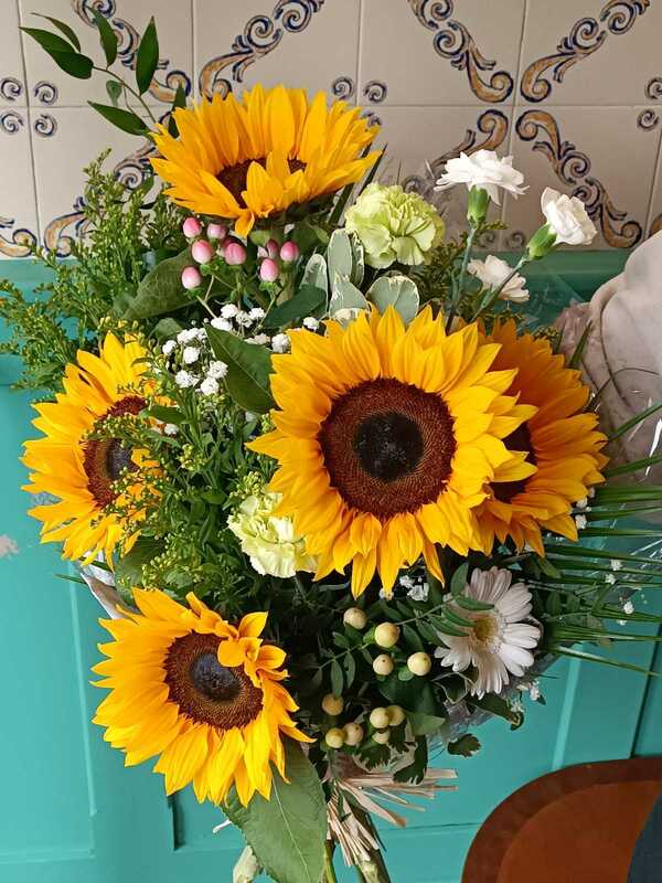 Flowers delivered to customer
