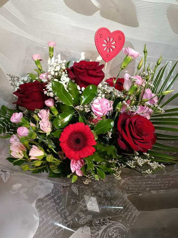 Flowers delivered to customer
