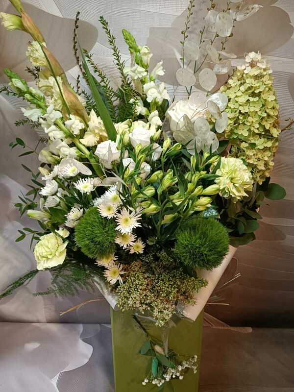 Flowers delivered to customer