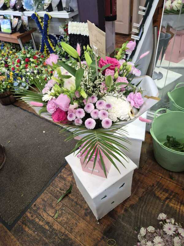 Flowers delivered to customer