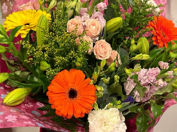 Flowers delivered to customer