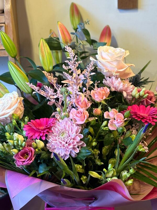 Flowers delivered to customer