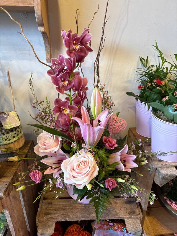 Flowers delivered to customer