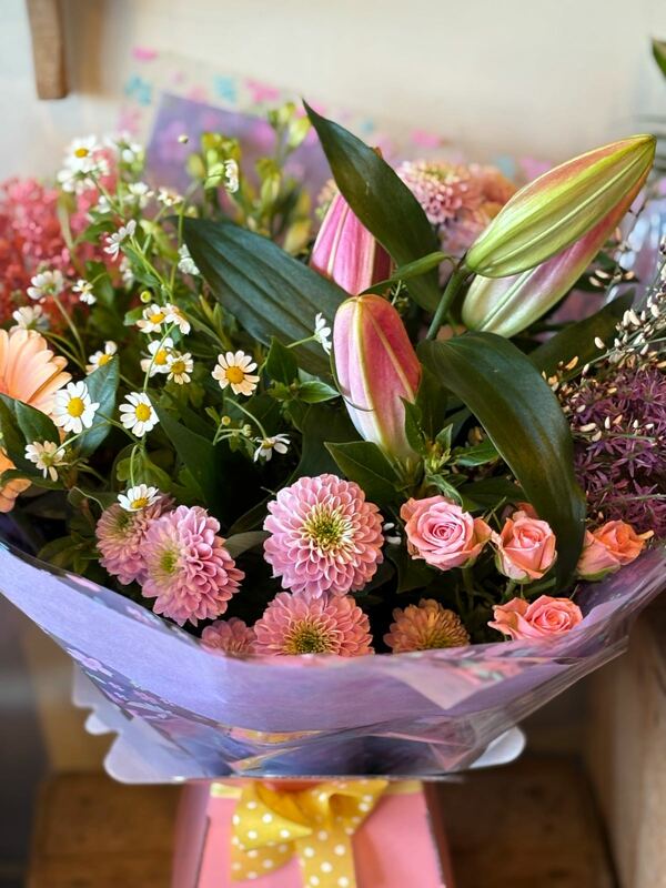 Flowers delivered to customer