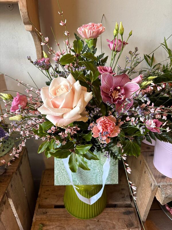 Flowers delivered to customer