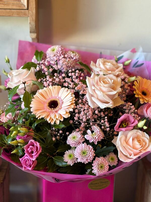 Flowers delivered to customer