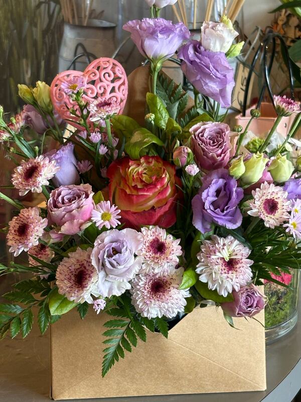Flowers delivered to customer