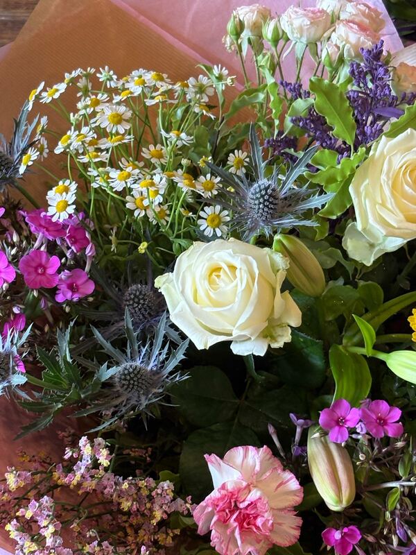 Flowers delivered to customer