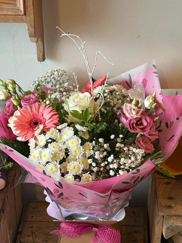 Flowers delivered to customer