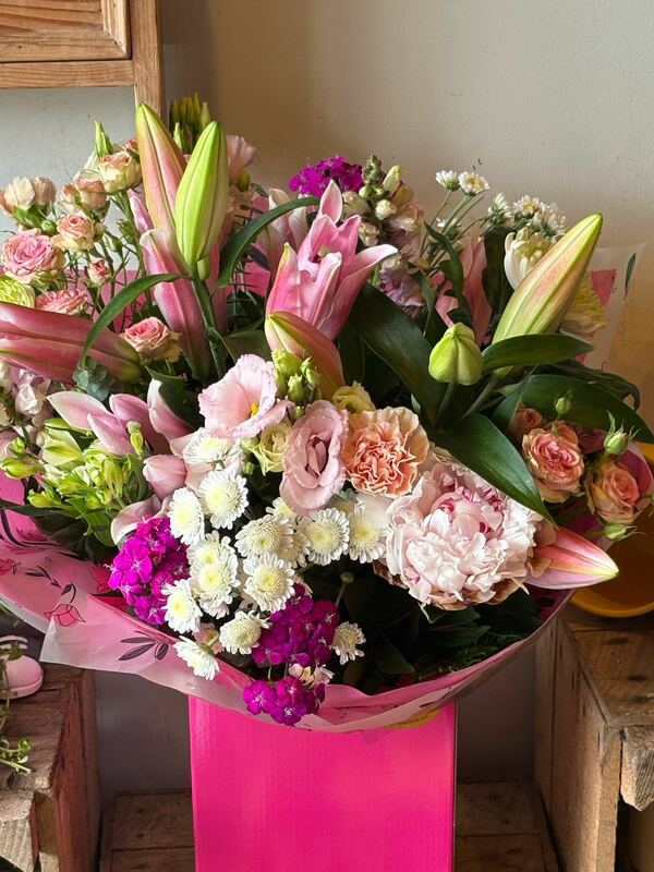 Flowers delivered to customer