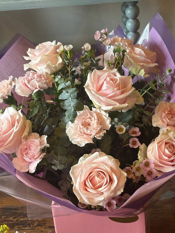 Flowers delivered to customer