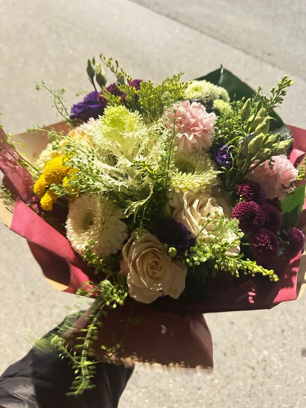 Flowers delivered to customer