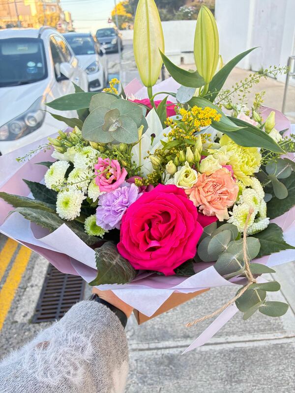 Flowers delivered to customer