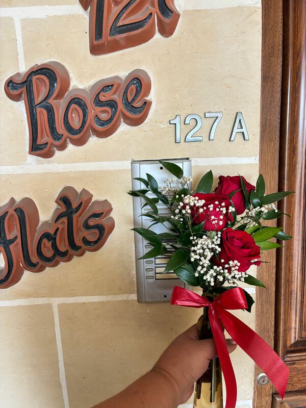 Flowers delivered to customer
