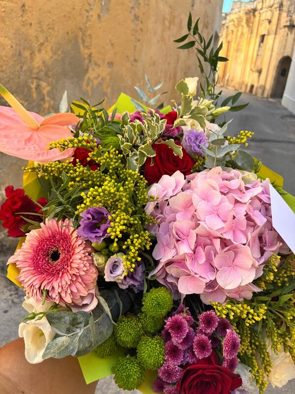 Flowers delivered to customer