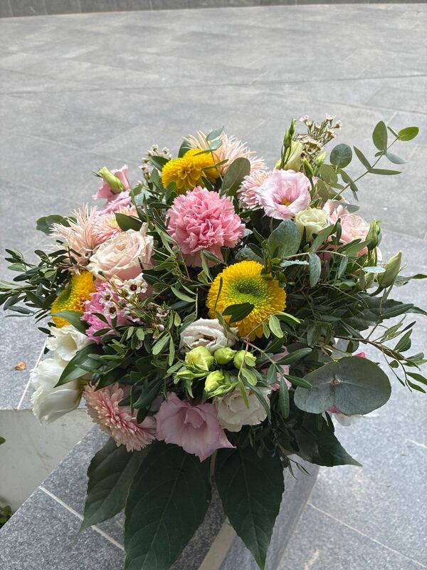 Flowers delivered to customer