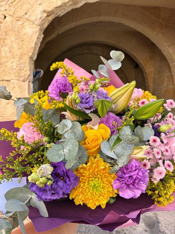 Flowers delivered to customer