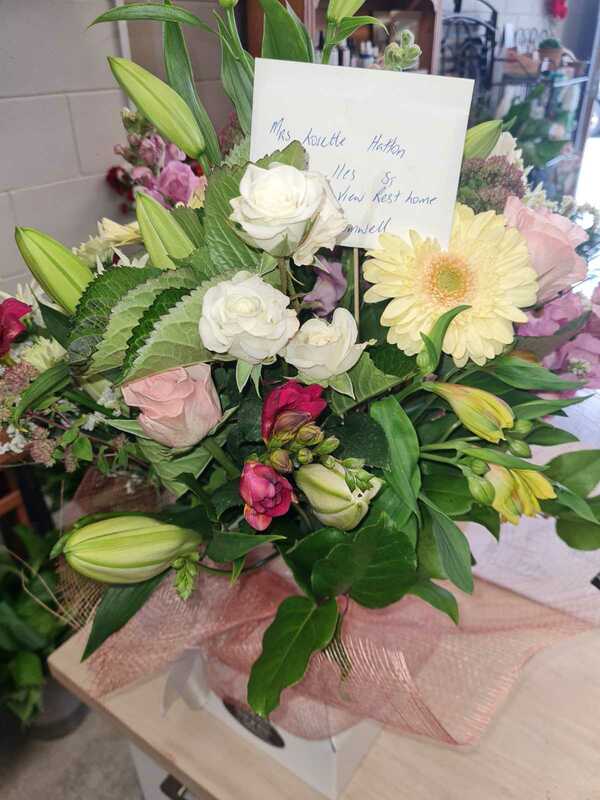 Flowers delivered to customer